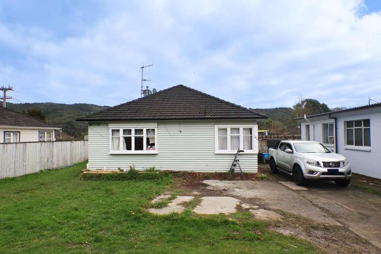 164 Main Road Wainuiomata_0