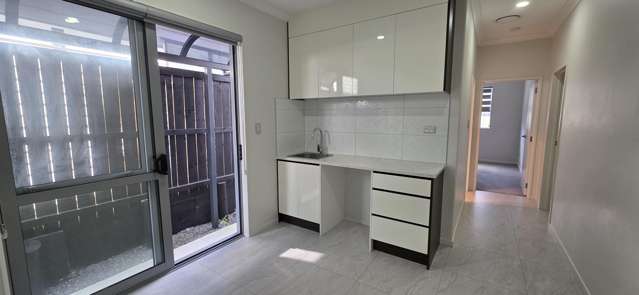 7A Ballyliffin Drive Flat Bush_3