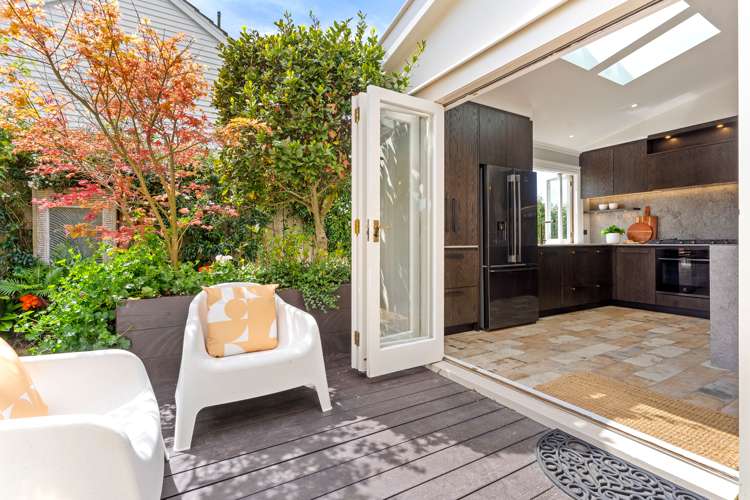 14 Eversleigh Road Belmont_16