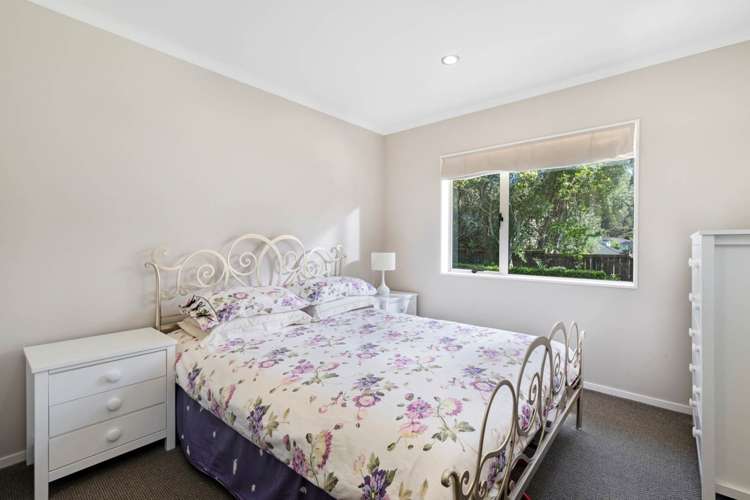 118 Kyle Road Greenhithe_16