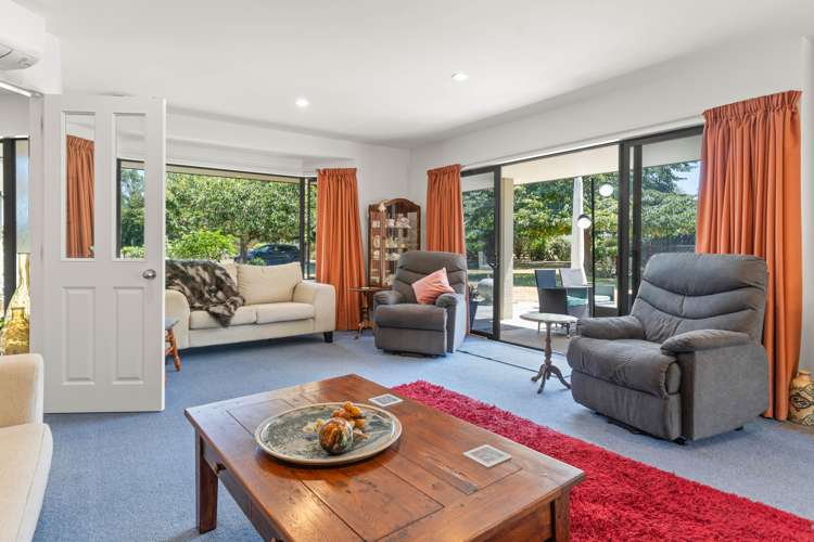 151 Lincoln Road Carterton_8