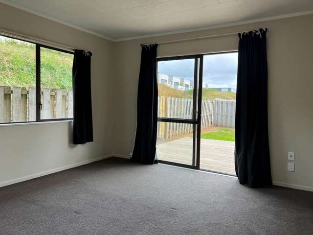 1/36 Heathridge Place Pakuranga Heights_4