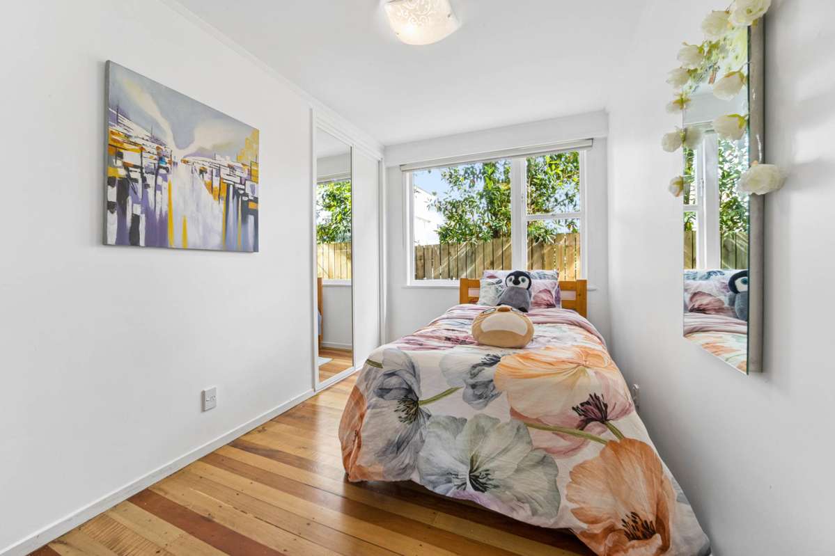 105 & 105A Richardson Road_3