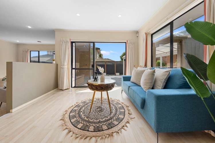 2/25 Thirlmere Rise Northpark Manukau City Houses for Sale One Roof