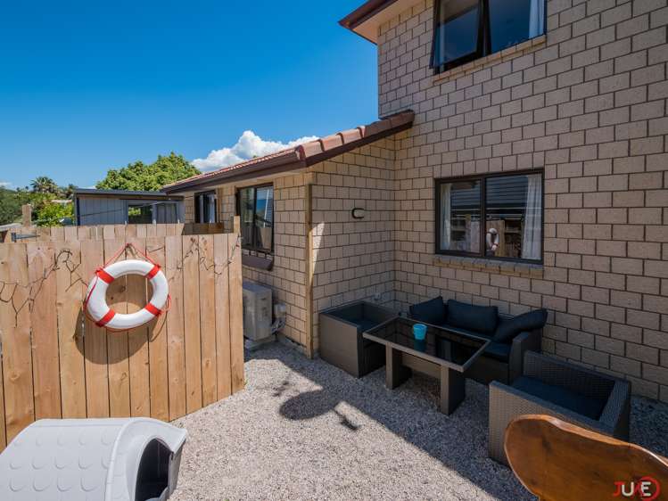 20 Laurie Street Red Beach_17