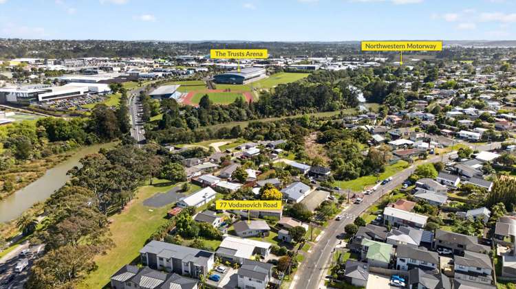 77 Vodanovich Road Te Atatu South_19