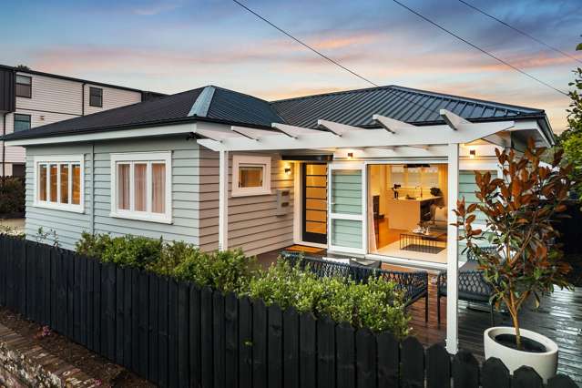 Fully Renovated 4 Bed Character Bungalow
