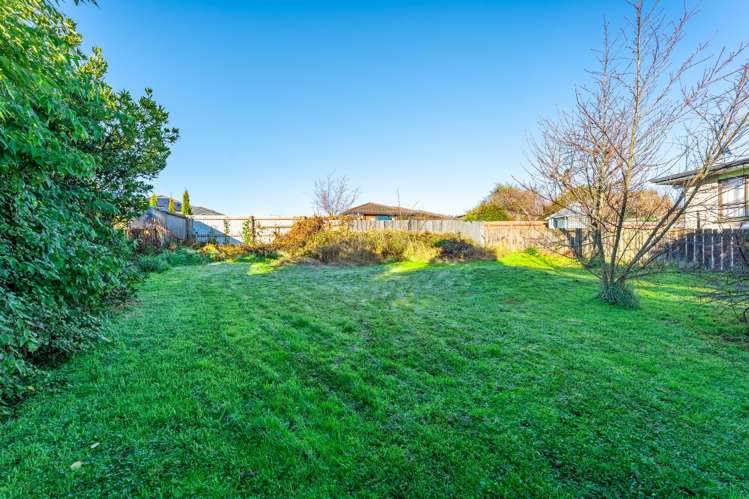 18 Maltby Avenue West End_31