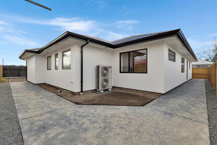 134 Farm Road Allenton_34