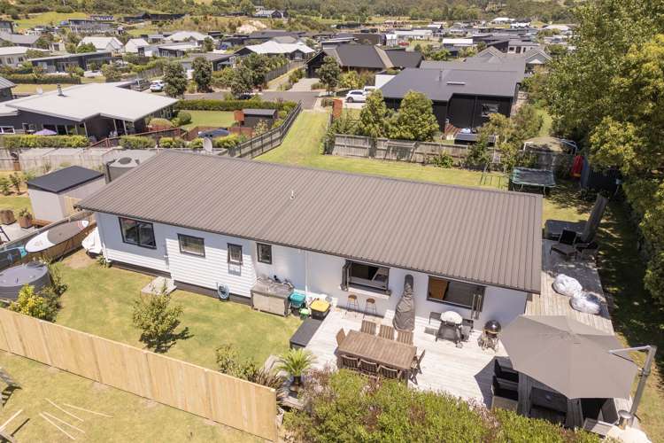 8 Voyager Place Cooks Beach_31