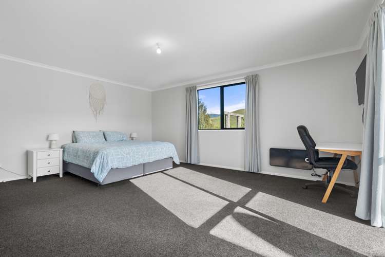 1827 State Highway 2 Tauwharenikau_9