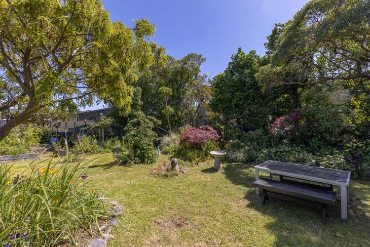 11 Whanake Street Titahi Bay_19