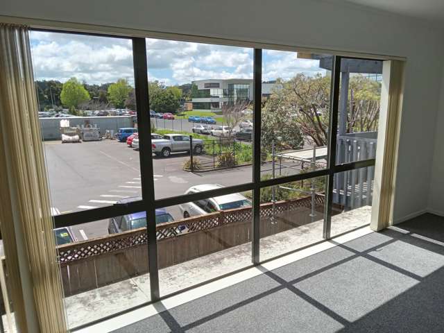 26/18 Airborne Road Rosedale_4