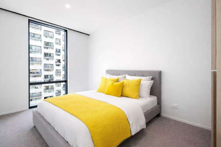 1003/10 Commerce Street City Centre_6