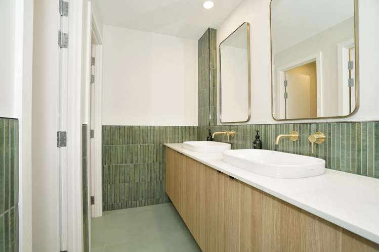 11 Garden Place Hamilton Central_3