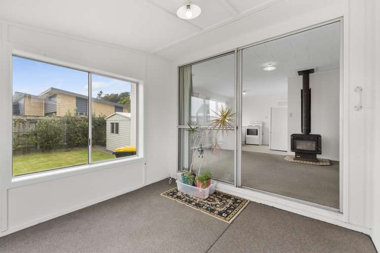 6B Robert Mckeen Otaki Beach_3