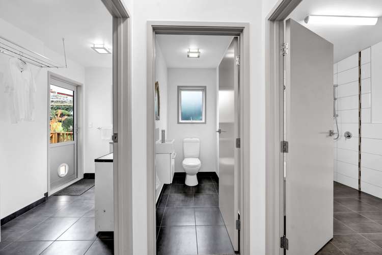 12 Leatham Avenue Strandon_18