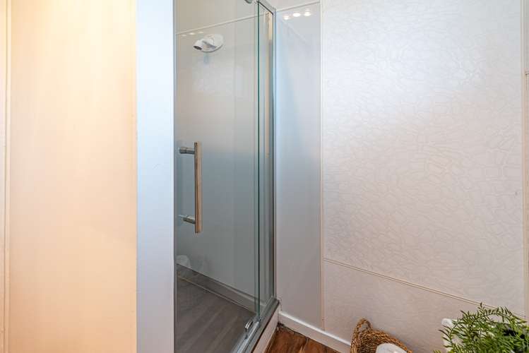 8c Chester Road Springvale_24