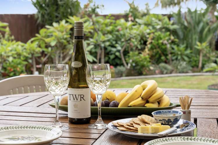 9 Wai Place One Tree Point_1