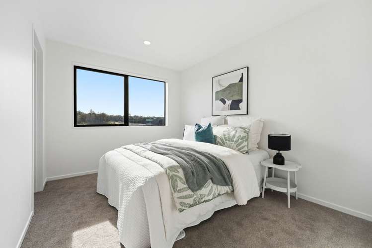 Lots1-3/12 Totaravale Drive Totara Vale_31