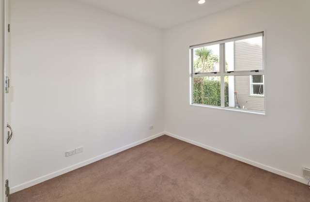 4/306 Evans Bay Parade Hataitai_3