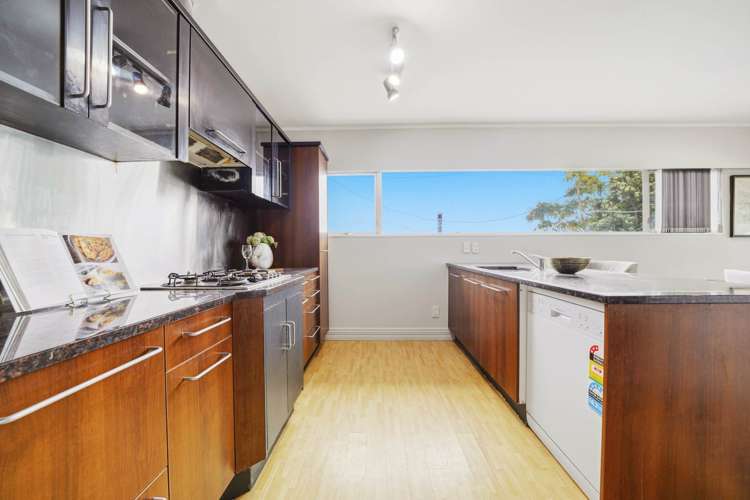 2/100 Aberdeen Road Campbells Bay_6