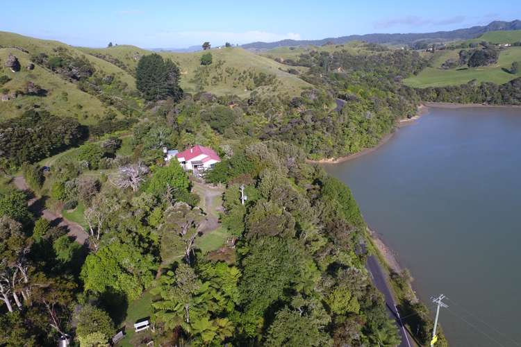 1750 Harbour Road Kawhia_24