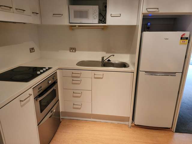26B/16 Gore Street Auckland Central_2