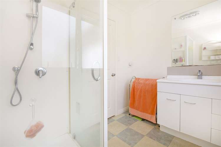 4e Patons Road Howick_13