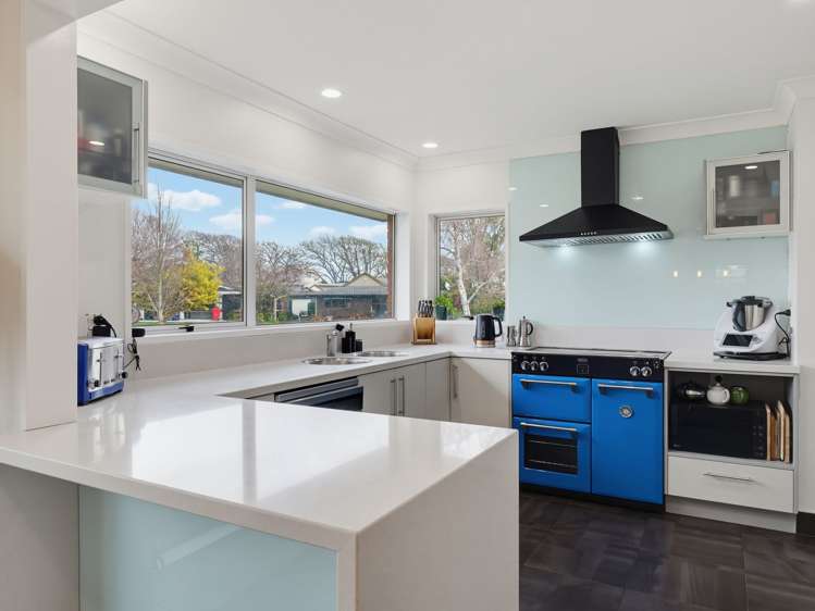8 Aintree Crescent Awapuni_10