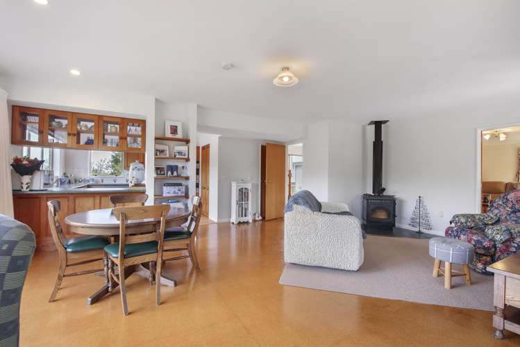 24 Somerset Drive Oxford_11