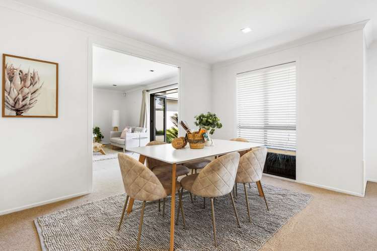 5 Grenache Place Rototuna_11