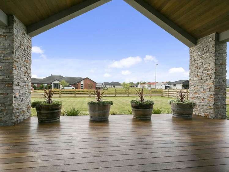 5 Alan Livingston Drive 11373_13