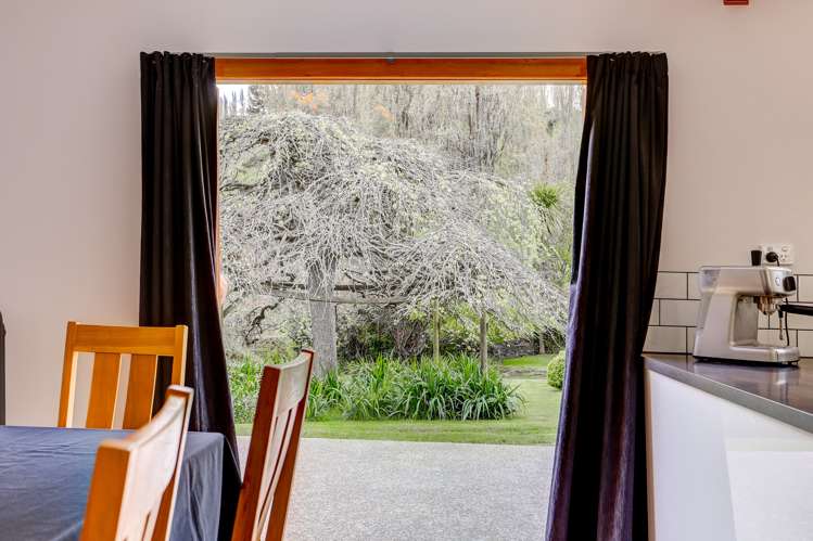 665 Longacre Road Okoia_6