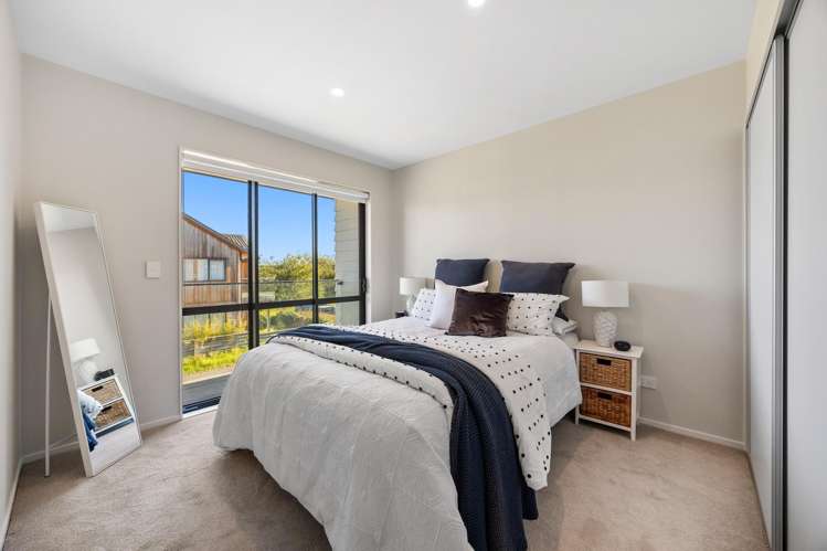 21 Irving Place Hobsonville_17