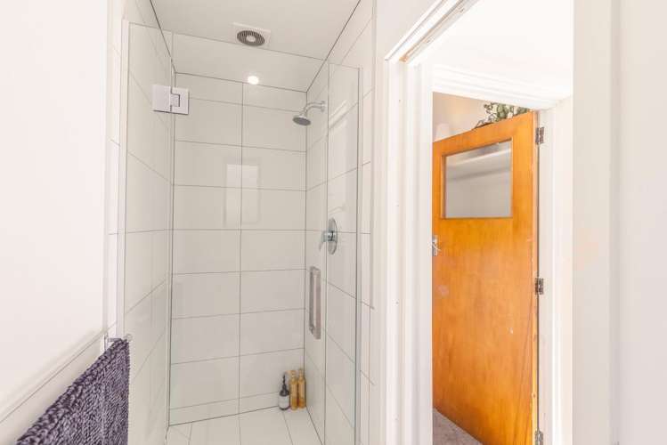 40 Canterbury Street Lyttelton_9