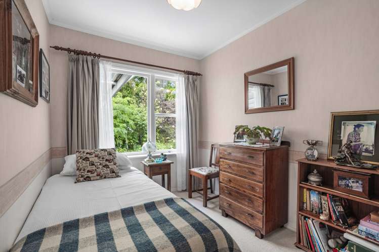 8 Willis Grove Wainuiomata_12