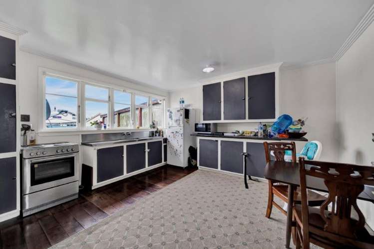 13 Douglas Street Hawera_1