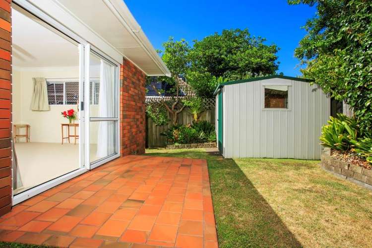 2/10 Jutland Road Hauraki_9