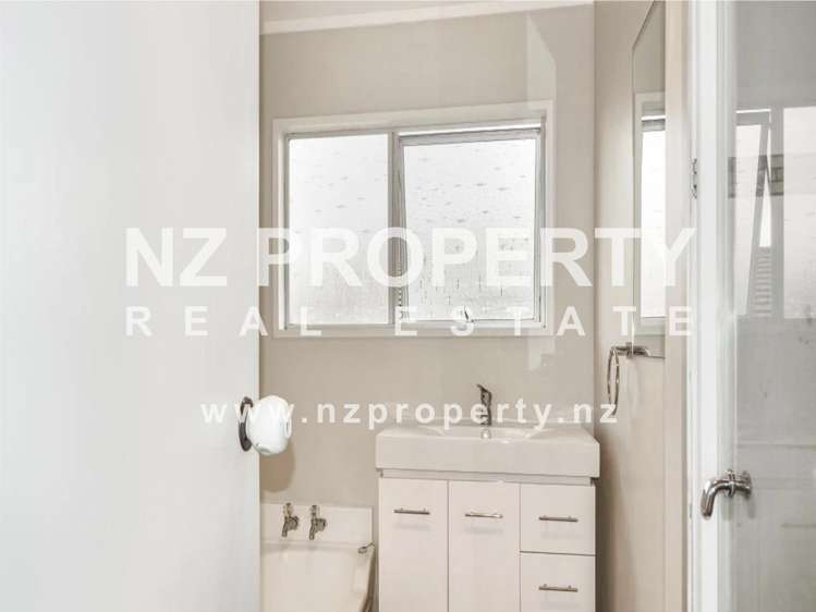 48 Zita Maria Drive Massey_14