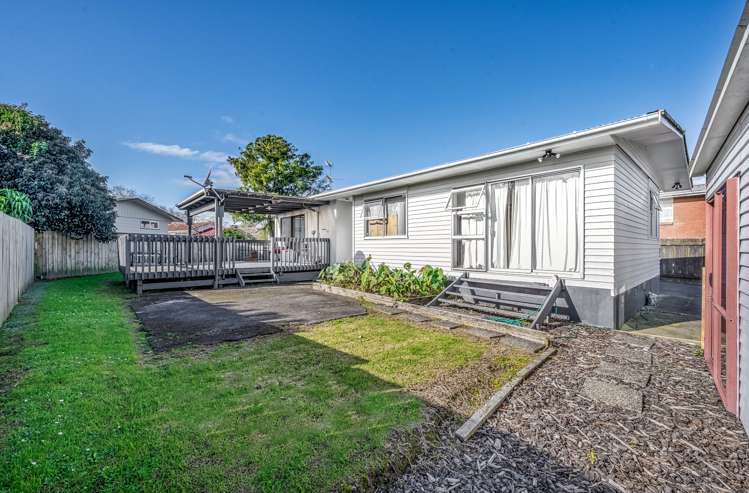 3 Selsey Lane Manurewa_8