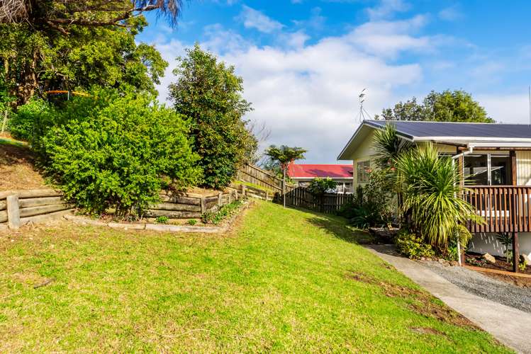 16b Memorial Drive Parahaki_15