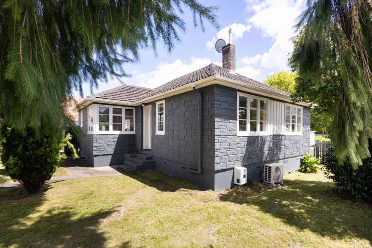 42 Churchill Avenue Maeroa_16