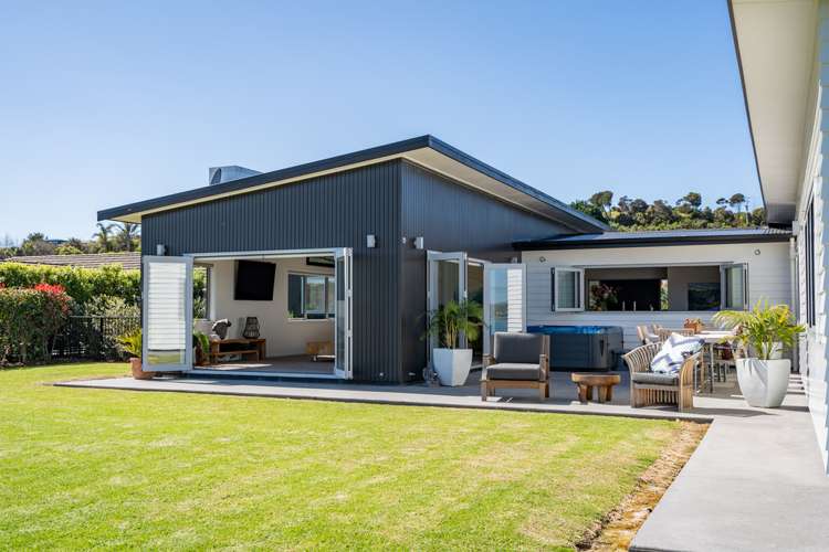 26 Muritai Road Parua Bay_9