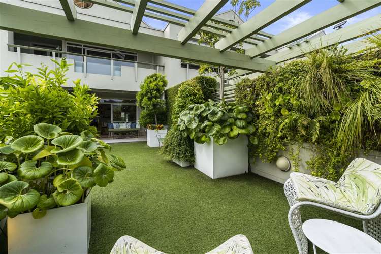 1a/2 Queens Parade Devonport_1