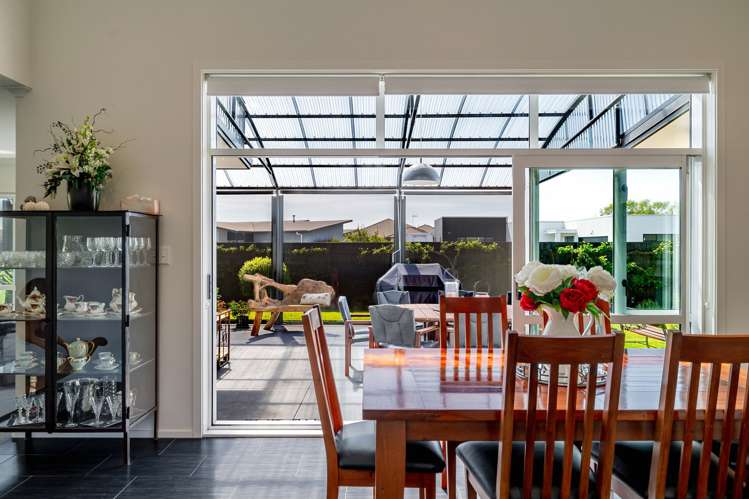 2 Morocco Terrace Kelvin Grove_16