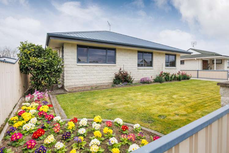 88 Warwick Street Feilding_25