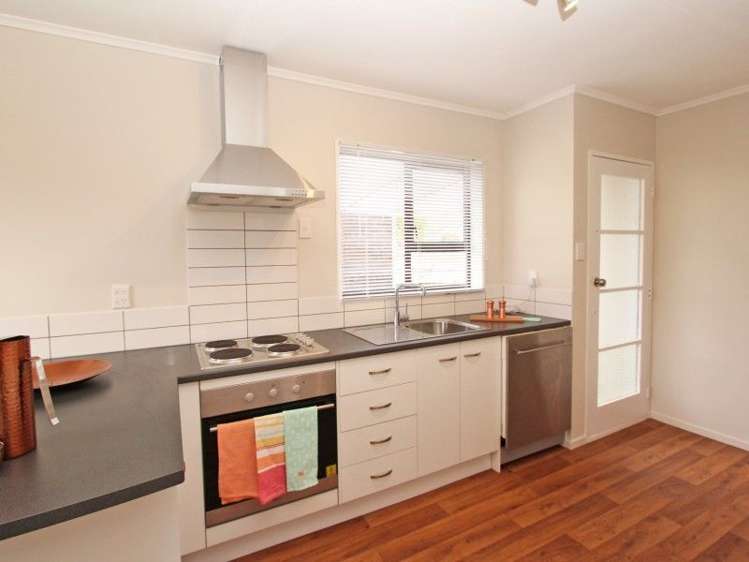 14 Driver Crescent Cannons Creek_18