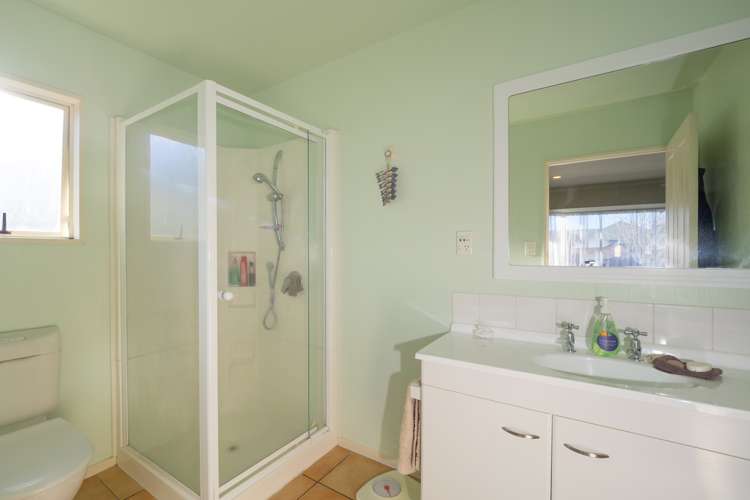 54 Kelvin Crescent Allenton_5