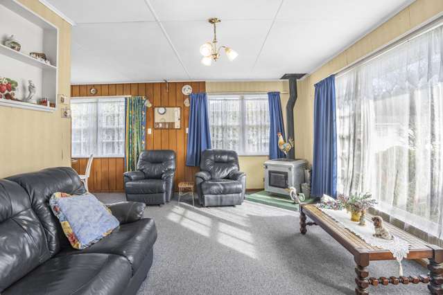 18 Karamu Crescent Wainuiomata_2